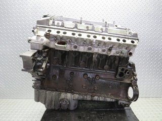 Mercedes-Benz S124 300TE Engine - Image 9